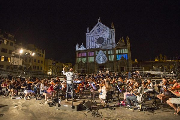 Rinviato per maltempo il concerto ‘La Piazza Incantata’ in programma stasera in Piazza Santa Croce