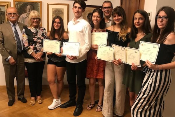 Premiati gli studenti vincitori delle borse di studio con Intercultura