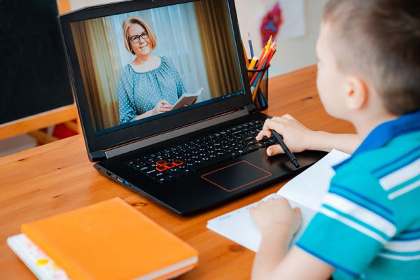 Tim e Fondazione CR Firenze: accordo per sostenere la formazione digitale dei giovani meno fortunati