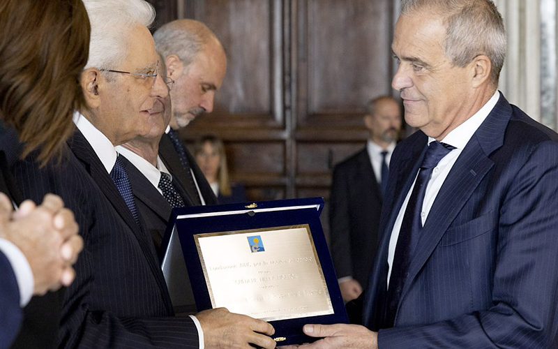 Fondazione CR Firenze riceve dal Presidente della Repubblica Sergio Mattarella il Premio AIRC “Credere nella Ricerca”