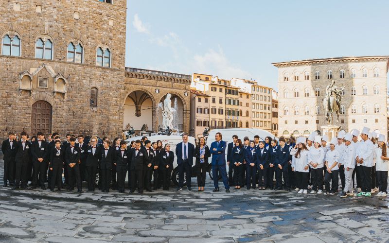Fondazione CR Firenze dona due furgoni agli istituti alberghieri