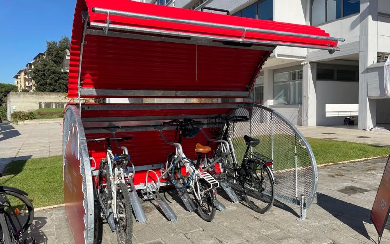 A Scandicci i parcheggi intelligenti per biciclette