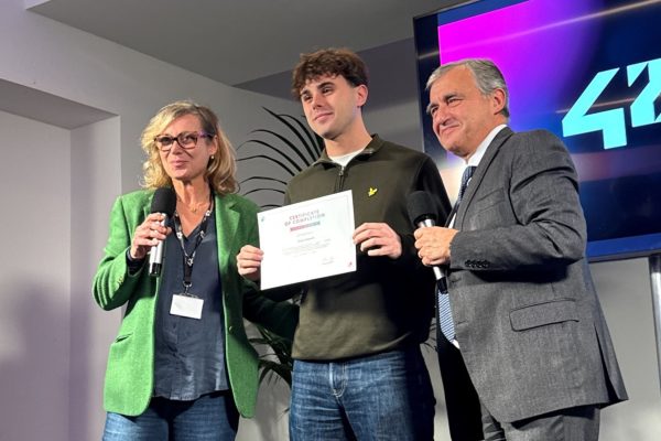 42 Firenze celebra 43 nuovi talenti del coding