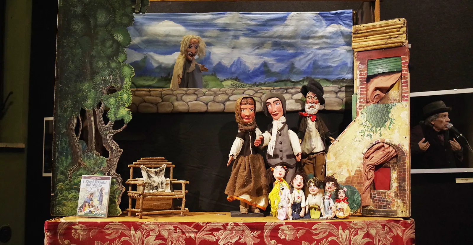 Un momento dello spettacolo con i Pupi di Stac