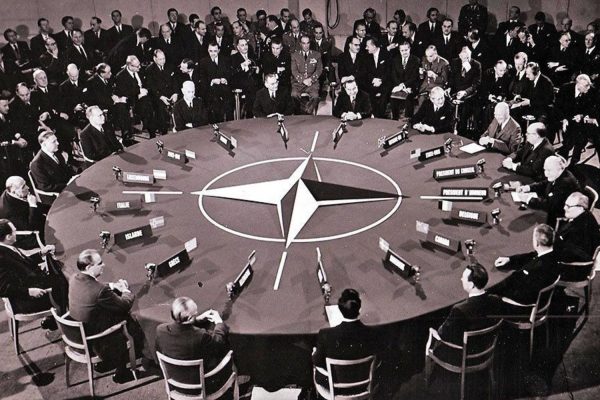 “La scelta atlantica”: conferenza sulla NATO e l’Italia del dopoguerra