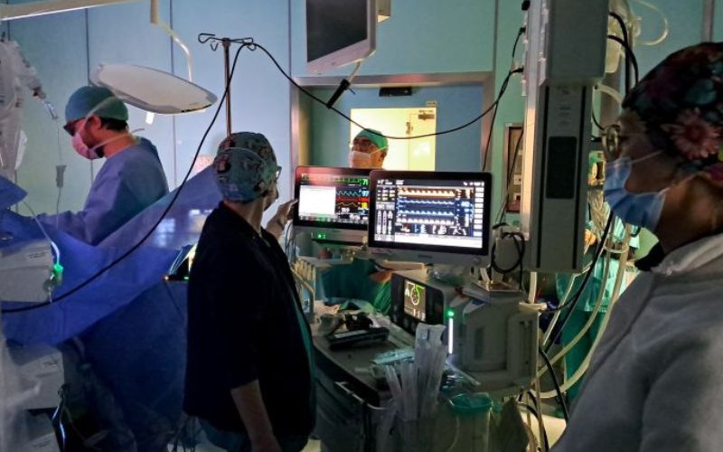 Il robot Da Vinci in azione all’ospedale San Giuseppe di Empoli