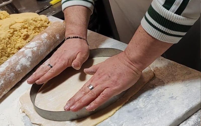 Pasticceri per un giorno: un’esperienza per persone con cerebrolesioni 