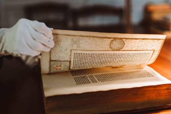 Sfogliare Firenze: otto sguardi sulla storia della città offerti da Fondazione Biblioteche